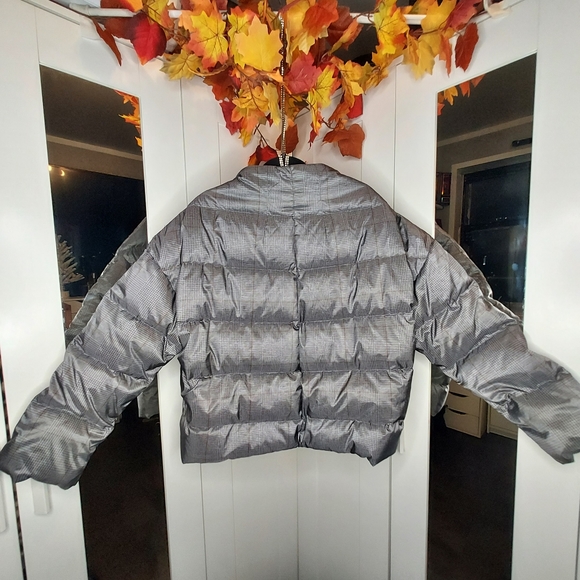Theory High Neck Puffer Womens Jacket L Large Grey Glen Plaid Down Coat $455 - Picture 4 of 9